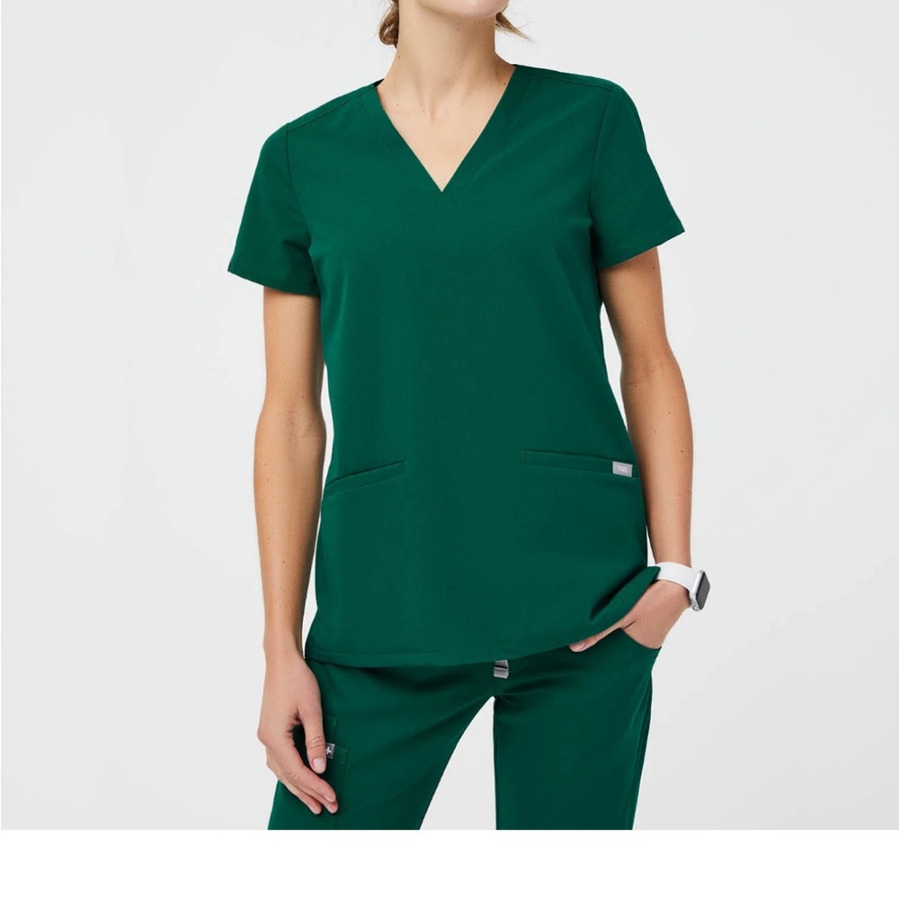 Figs Deep Green Short Sleeve V-Neck Set